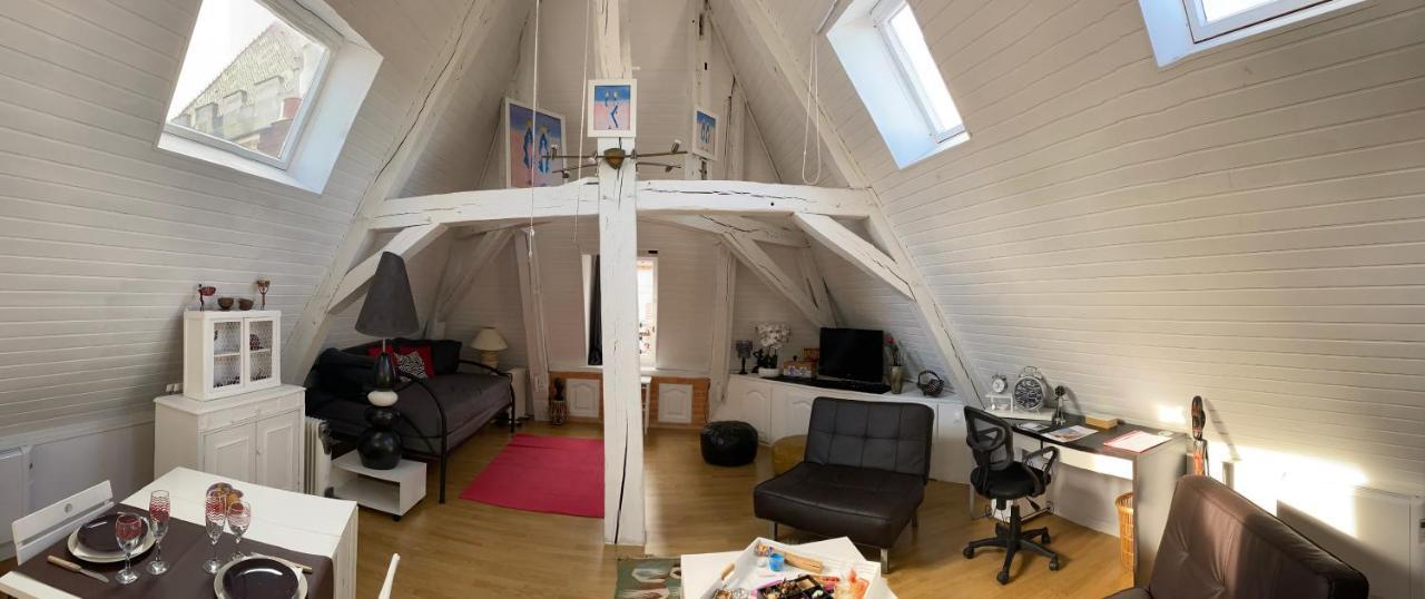 Loft De Lancelot City Center Sens Esterno foto